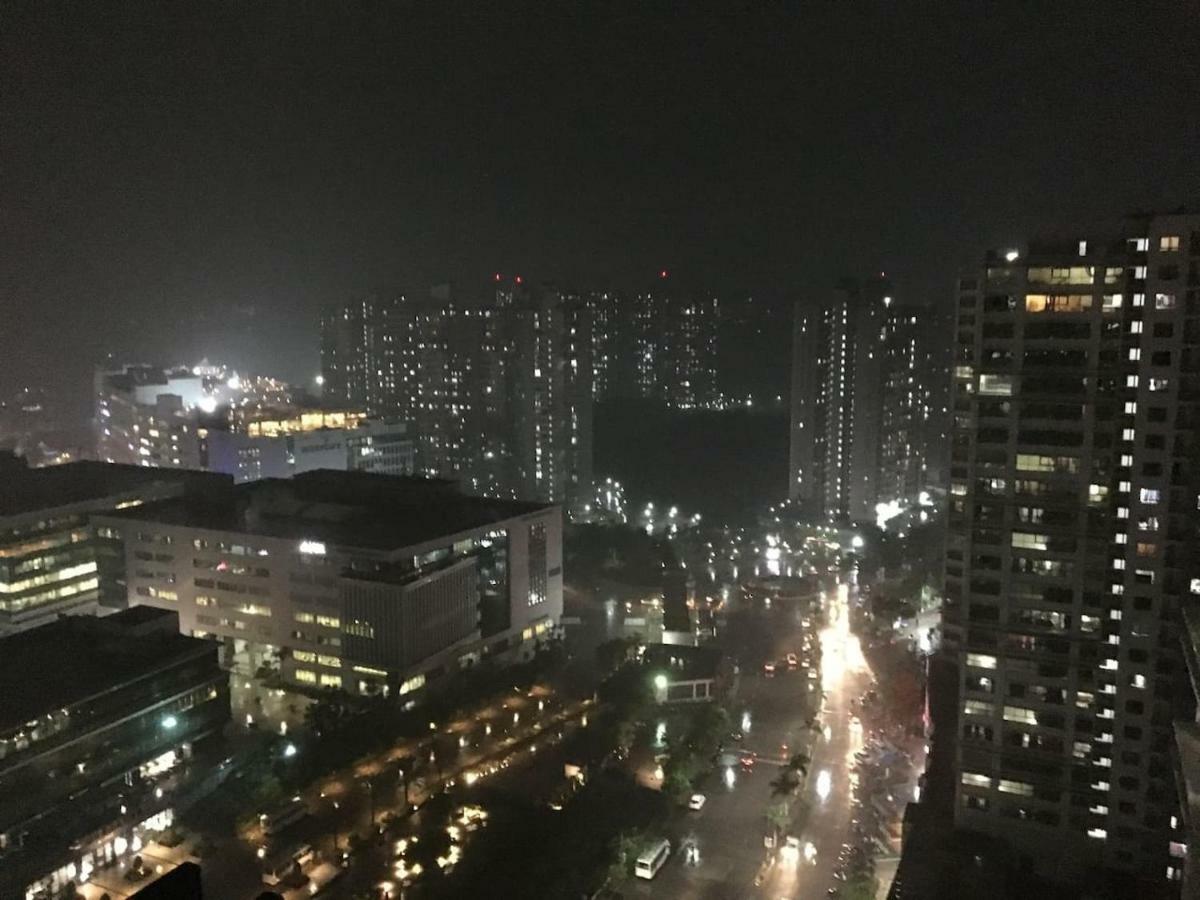 Apartment Sky High At Blue Ridge 22nd Floor Pune